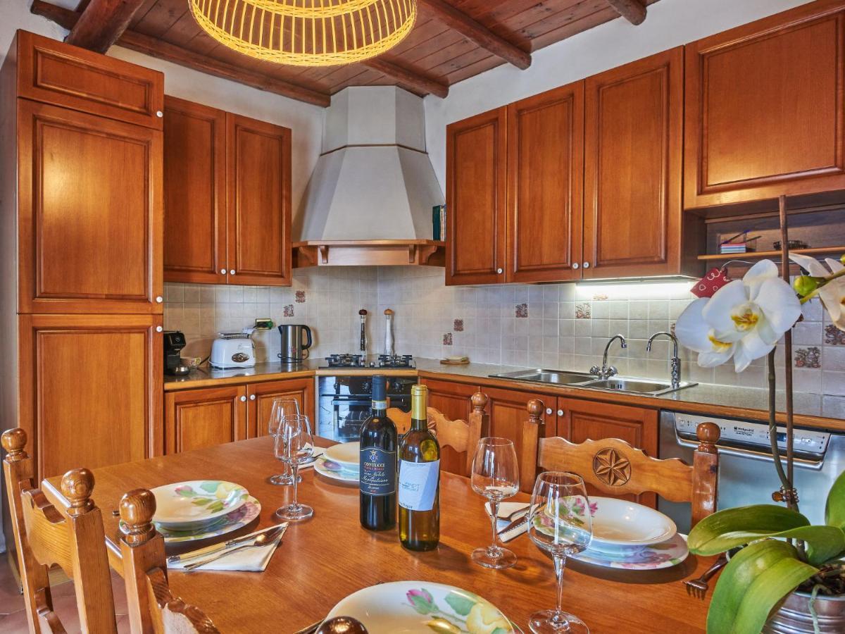 Holiday Home Pina & Rosy-2 By Interhome ปอร์เลซซา ภายนอก รูปภาพ